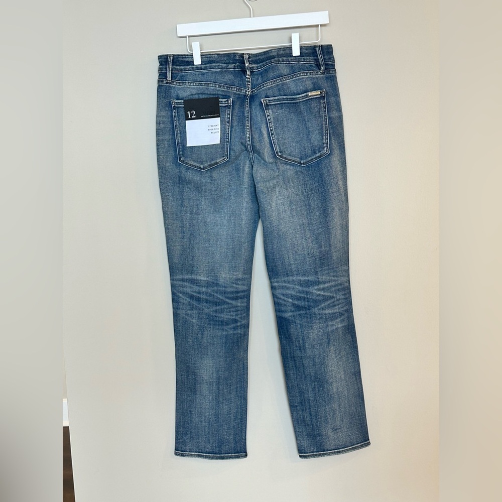 NWT White House Black Market Women's Medium Blue Straight-Leg Jeans